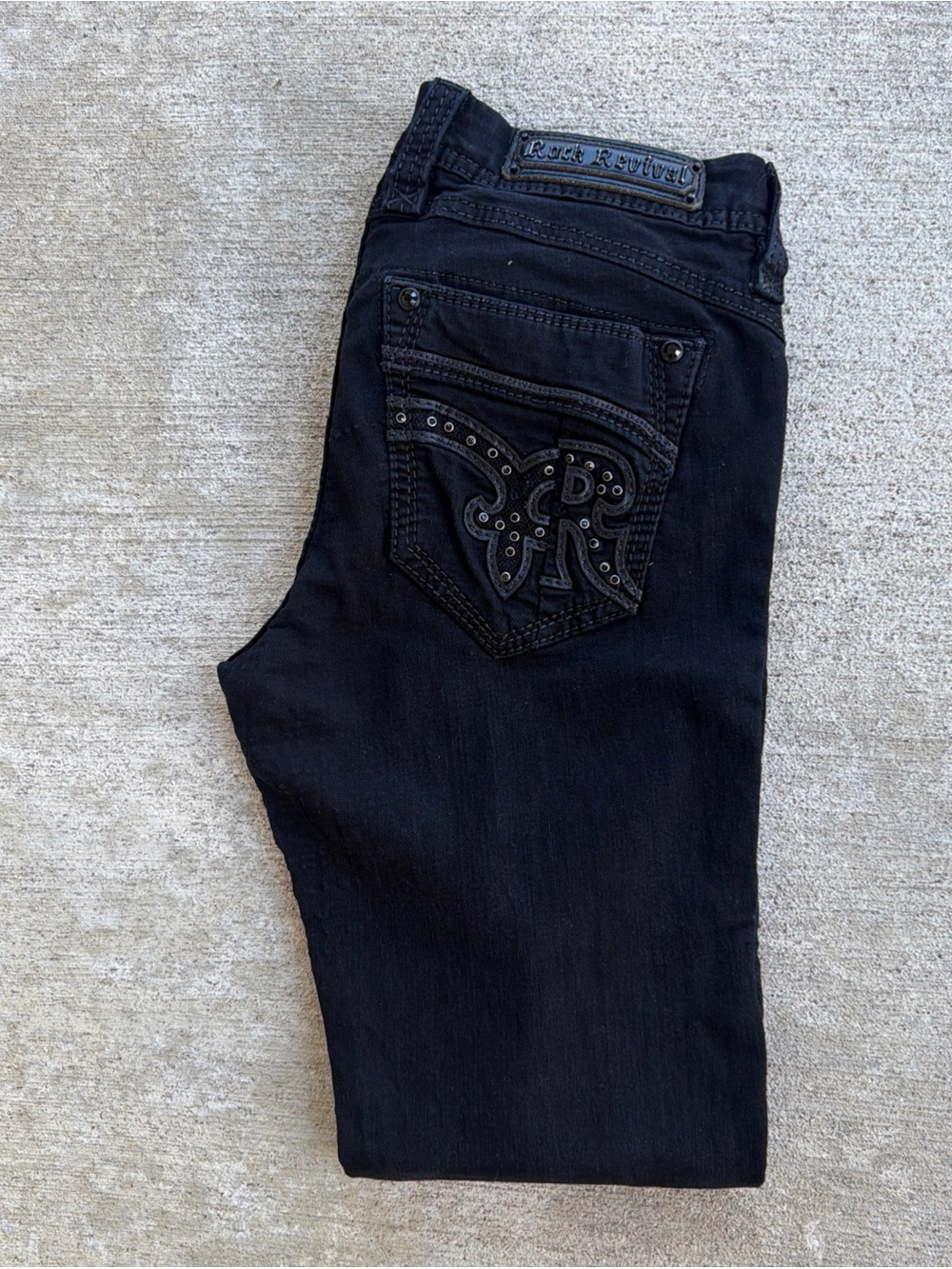 Rock Revival “Beryl” Women’s Size 31 Skinny Black Jeans Embellished